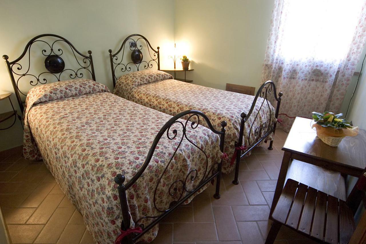 Angolo Del Gelsomino Castel Ritaldi Buitenkant foto