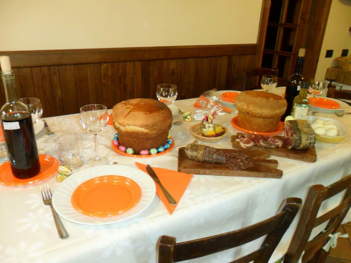Angolo Del Gelsomino Castel Ritaldi Buitenkant foto
